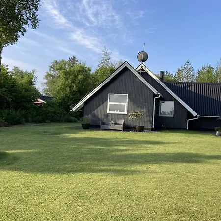 Adisl - 600m To The Fjord By Interhome *